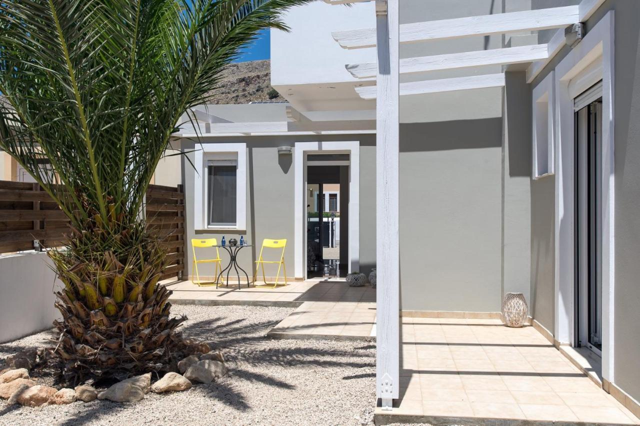 Villa Alexia By *